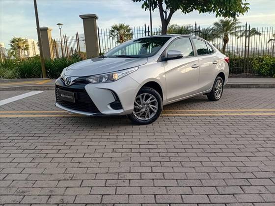 TOYOTA YARIS 1.5 16V FLEX SEDAN XS CONNECT MULTIDRIVE